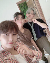 200623: Dispatch x Naver (photoshoot)